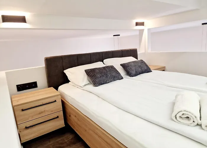 Veneziana Apartments